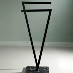 Serene Splash Badezimmer-Ambra Marble Towel Rack - Elegant Bathroom Organizer