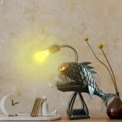 Comfort u0026 Style Beleuchtung-Anglerfisch-Schreibtischlampe – Kreatives Eisen-Dekorlicht