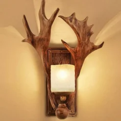 Willow u0026 Whim Beleuchtung-Antique Wooden Antler Wall Light - Rustic Home Decor