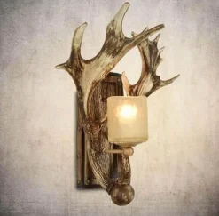 Willow u0026 Whim Beleuchtung-Antique Wooden Antler Wall Light - Rustic Home Decor