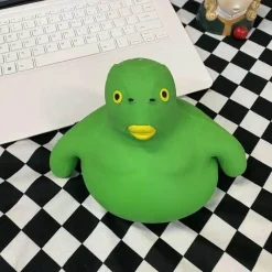 The Decor Haven Babyspielzeug-Anti-Stress-Spielzeug - Punchy Punch Stress Reliever