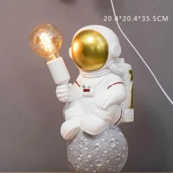 Comfort u0026 Style Beleuchtung-Astronaut Table Lamp - Minimal Resin Design