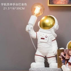 Comfort u0026 Style Beleuchtung-Astronaut Table Lamp - Minimal Resin Design