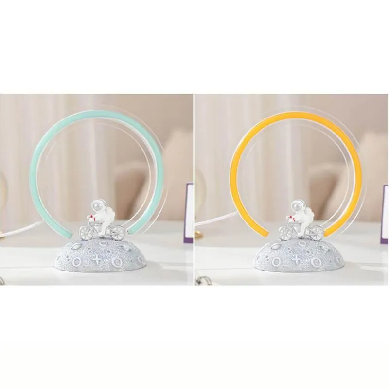 Bright Accents Beleuchtung-Astronauten-Fahrrad-Nachtlicht – Weltraum-Dekor