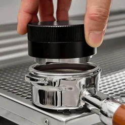 Tom Küche & Esszimmer-Auatischer Espresso-Tamper – Präzisions-Schwerkraftwerkzeug für professionelle Baristas
