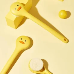 The Blissful Bath Badezimmer-Badebürste mit langem Griff im Entendesign – lustiges Badezubehör