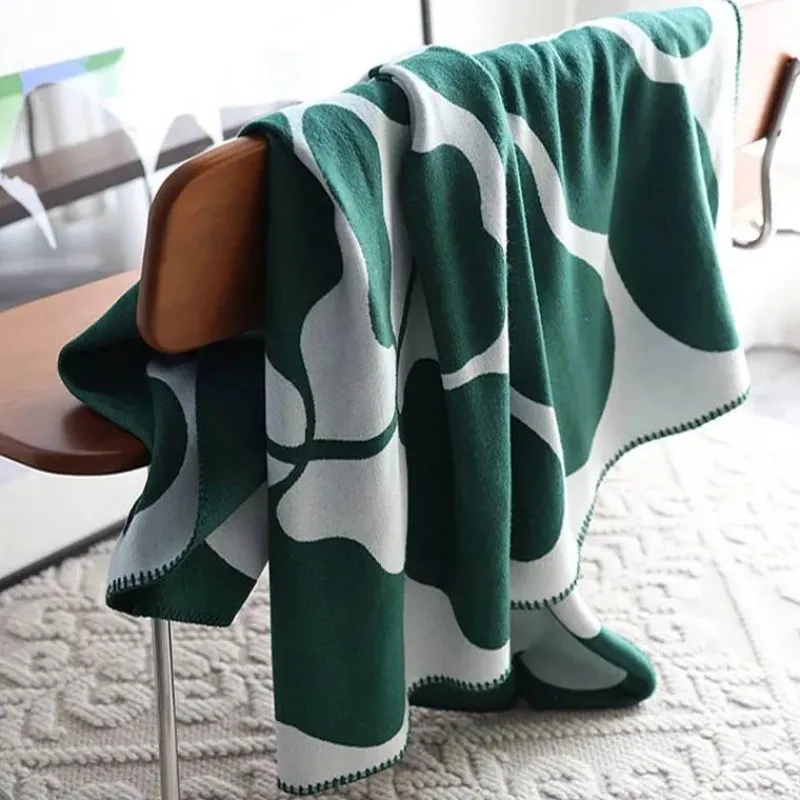 Snug u0026 Soft Bettzeug-Überwurfdecke aus Kaschmir-Imitat – weiche, gemütliche Wohndekoration