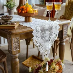 Fine Table Threads Küche & Esszimmer-Bestickter Makramee-Tischläufer – Hohldesign, Heimdekoration