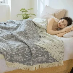 Wrap u0026 Relax Bettzeug-Böhmische Baumwoll-Überwurfdecke – vierlagige Gaze-Tagesdecke mit Quasten