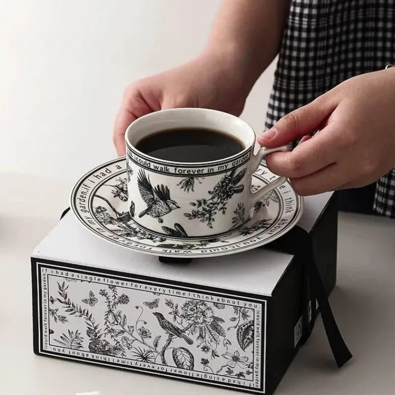 Plates u0026 More Küche & Esszimmer-Black Bird Keramiktassen-Set mit Untertasse – Elegantes Trinkgeschirr für Kaffee und Tee