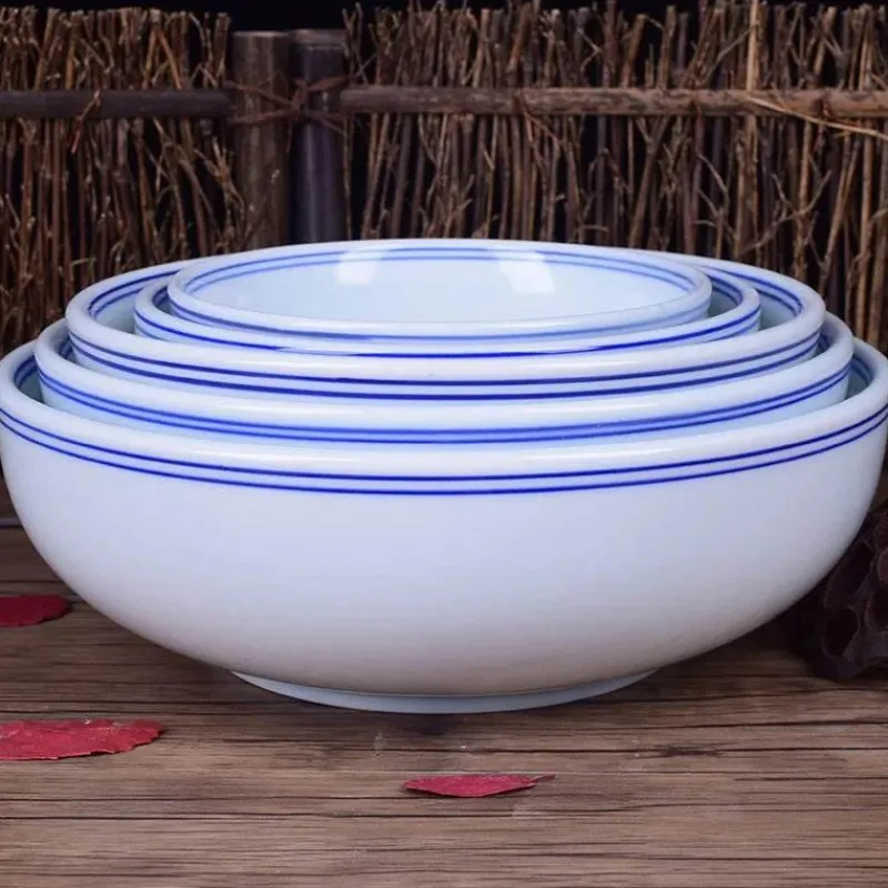 Elegance at the Table Küche & Esszimmer-Blau-weiße chinesische Nudelschüssel aus Porzellan – elegantes Keramikgeschirr zum Essen