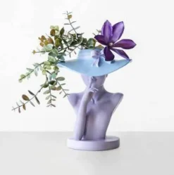 Accent Haven Wohndeko-Blumentopf - Hübsche Frau Pflanzgefäß Statue