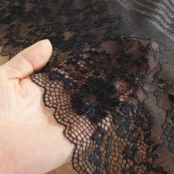 Fine Table Threads Küche & Esszimmer-Boho Floral Makramee Tischläufer - Schickes Tafelaufsatz Dekor