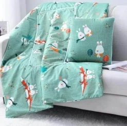 Plush Perch Bettzeug-Bunte Cartoon-Kissendecke - 2-in-1-Plüschüberwurf