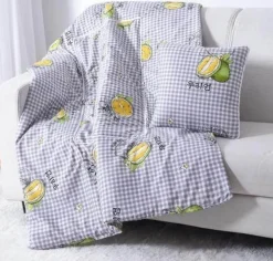 Plush Perch Bettzeug-Bunte Cartoon-Kissendecke - 2-in-1-Plüschüberwurf