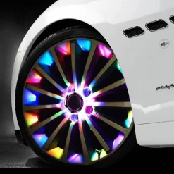 Wild u0026 Free Gear Autozubehör|Automobilindustrie-Bunte LED Solar Reifenkappenleuchten - Helles Autozubehör