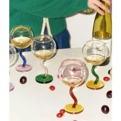 Plates u0026 More Küche & Esszimmer-Buntes Weinglas mit gedrehtem Stiel – 300 ml Kelch