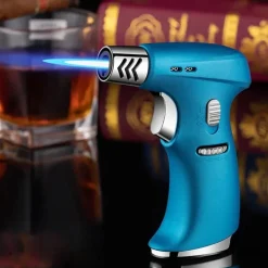 The Outdoor Vault Camping-Werkzeuge|Camping Im Freien-Butan-Fackelfeuerzeug – winddichtes Jet-Flame-Werkzeug