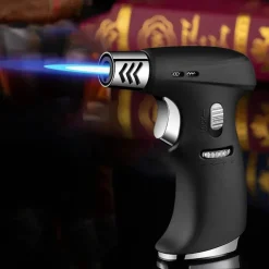 The Outdoor Vault Camping-Werkzeuge|Camping Im Freien-Butan-Fackelfeuerzeug – winddichtes Jet-Flame-Werkzeug