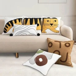 Pillow Haven Bettzeug-Cartoon Tiger Kissenbezug - Bestickte Schlafzimmerdekoration aus Baumwolle