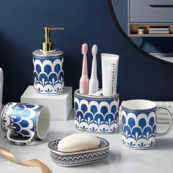 The Bath Nook Badezimmer-Ceramic Bathroom Set - Gilt Feather Pattern Accessories