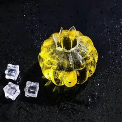 Plates u0026 More Küche & Esszimmer-Cocktailglas-Set in Granatapfelform mit wiederverwendbarem Strohhalm