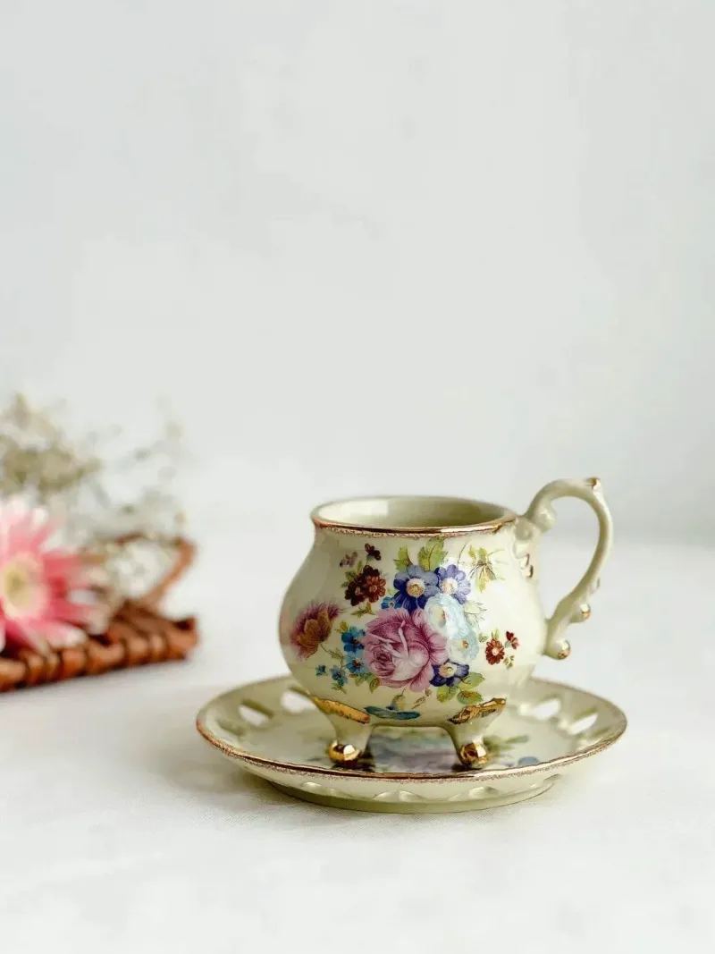 Elegance at the Table Küche & Esszimmer-Court Style Latte Cappuccino-Tassen-Set mit Untertasse – Elegantes Teetassen-Set