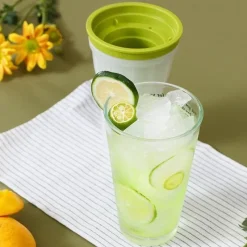 The Culinary Kit Küche & Esszimmer-Doppelschichtiger Eiswürfelbereiter-Becher - DIY-Smoothie-Maker