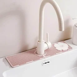 The Culinary Kit Küche & Esszimmer-Doppelseitige Arbeitsplattenmatte - Spritzschutz für den Wasserhahn