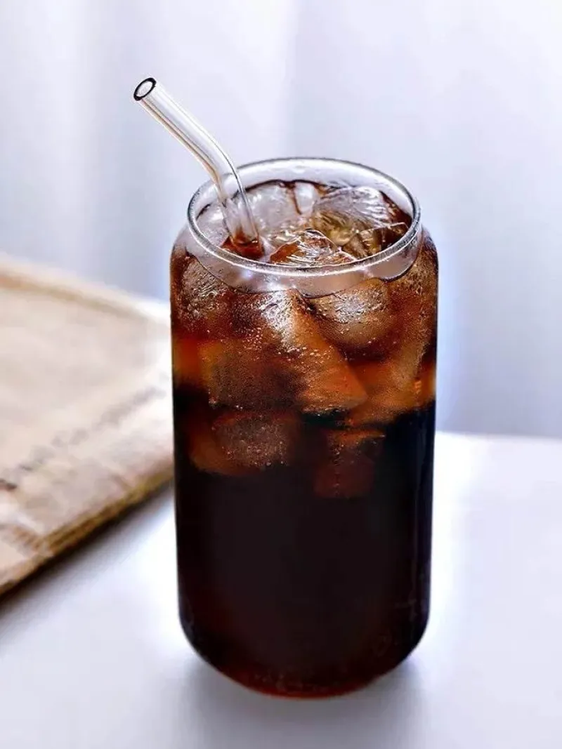 Plates u0026 More Küche & Esszimmer-Dosenförmiges Trinkglas-Set mit Deckel und Strohhalm - Ästhetische Becher