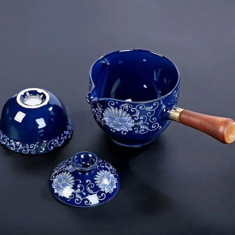 Brew Bliss Küche & Esszimmer-Drehbare Keramik-Teekanne – Traditionelles Harmony-Design