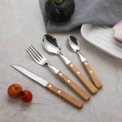 Tom Küche & Esszimmer-Edelstahl-Besteckset mit eleganten Holzgriffen zum Essen