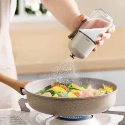 The Culinary Kit Küche & Esszimmer-Einstellbarer Mini-Gewürzspender - Feuchtigkeitsbeständiges Küchengerät