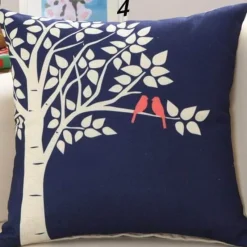 Plush Perch Bettzeug-Eleganter Kissenbezug mit Blumenvase – luxuriöser Kissenbezug für die Inneneinrichtung