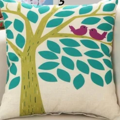 Plush Perch Bettzeug-Eleganter Kissenbezug mit Blumenvase – luxuriöser Kissenbezug für die Inneneinrichtung