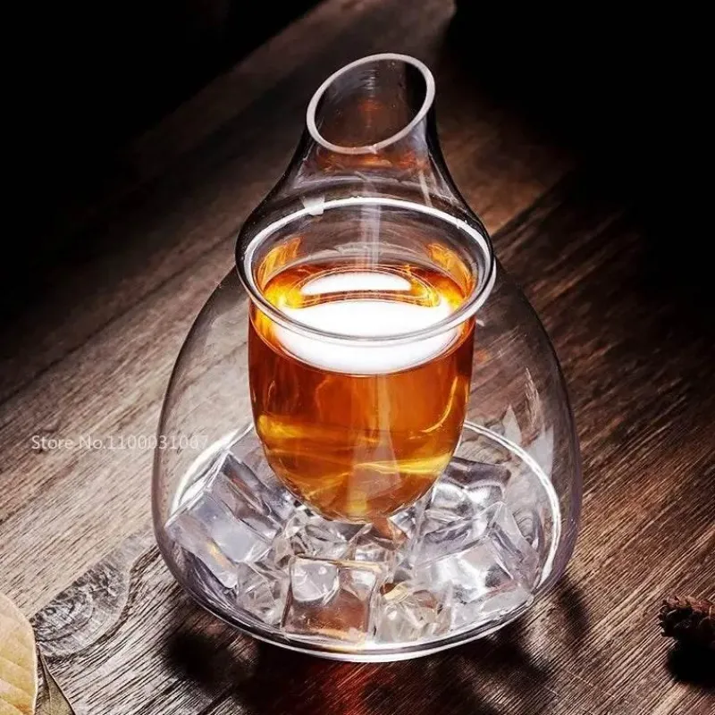 Plates u0026 More Küche & Esszimmer-Elegantes Set aus Weinkaraffe und Eiskrug aus Glas – Zubehör für die Hausbar