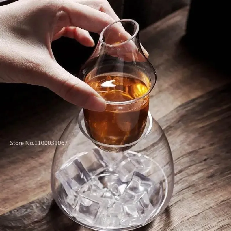 Plates u0026 More Küche & Esszimmer-Elegantes Set aus Weinkaraffe und Eiskrug aus Glas – Zubehör für die Hausbar