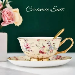 Plates u0026 More Küche & Esszimmer-Elegantes Teetassen-Set aus Bone China – Schwarzes Kaffeegeschirr mit Untertasse und Löffel