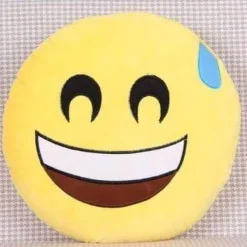 Plush Perch Bettzeug-Emoji-Kissen – Komplettes Set mit dekorativen Kissen