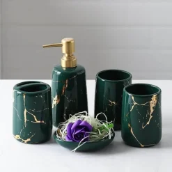 The Bath Nook Badezimmer-Emperador Marble Bathroom Decor - Elegant Stone Accents