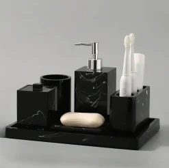 Serene Splash Badezimmer-Enrico Bathroom Accessory Set - Elegant Home Décor Essentials