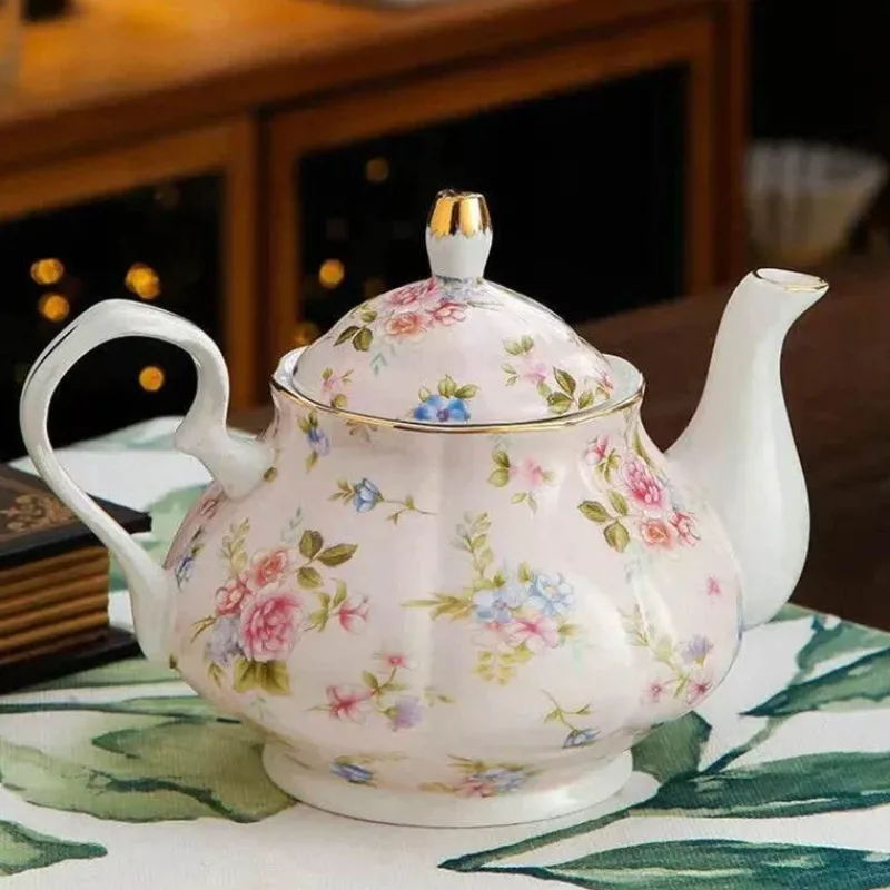 Plates u0026 More Küche & Esszimmer-Europäisches Teekannenset aus Knochenporzellan – Hochwertiger Kaffeekessel aus Porzellan