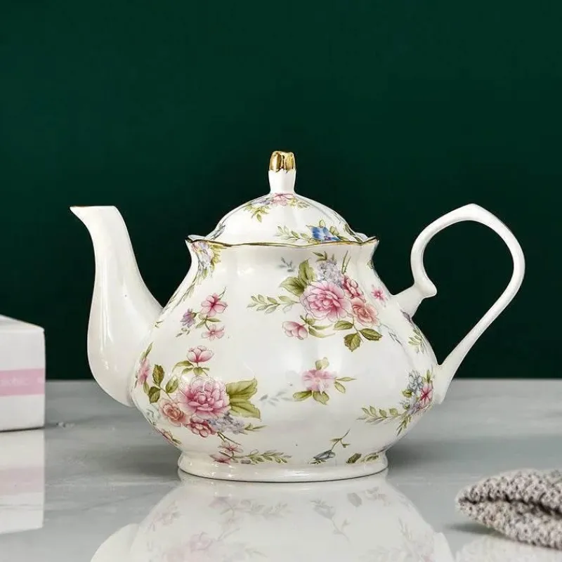 Plates u0026 More Küche & Esszimmer-Europäisches Teekannenset aus Knochenporzellan – Hochwertiger Kaffeekessel aus Porzellan