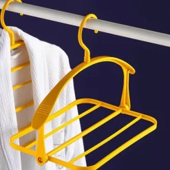 Comfort u0026 Style Gadgets Für Zuhause-Faltbarer 4-lagiger Kleiderbügel – platzsparender Kleider-Organizer