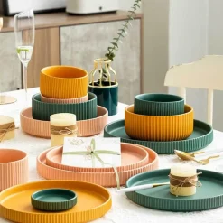 The Culinary Kit Küche & Esszimmer-Farbenfroher Essteller aus Keramik – Stilvolles Geschirr für alle Gelegenheiten