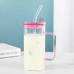 Plates u0026 More Küche & Esszimmer-Farbige Glasbecher mit Strohhalm – Lustiges Trinkgeschirr-Set