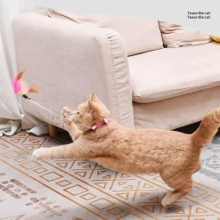 TailTrend Haustierzubehör|Haustierspielzeug-Flauschiges Katzenspielzeughalsband mit Federn – Interaktives Spielzubehör