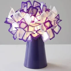 The Light Loft Beleuchtung-Florale Tischlampe – Romantische Akzentbeleuchtung mit Blütenblättern