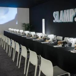 The Light Loft Beleuchtung-Florale Tischlampe – Romantische Akzentbeleuchtung mit Blütenblättern