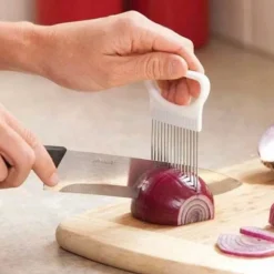 The Culinary Kit Küche & Esszimmer-Gemüseschneider - Einfaches Gemüsehalter-Werkzeug